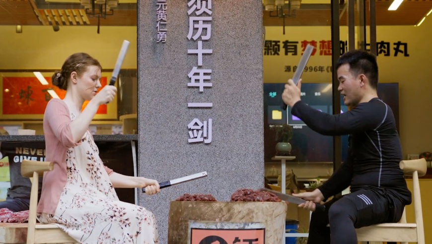 被315晚会点名后 浪莎再发声明,2025澳门资料大全正版资料勉费,决策资料解释落实_入门版V2.2